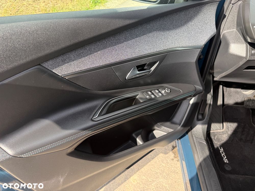 Peugeot 3008 1.2 PureTech Allure Pack S&S EAT8 - 21