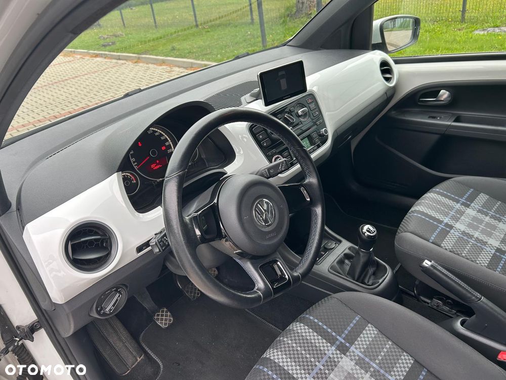 Volkswagen up! cup - 13