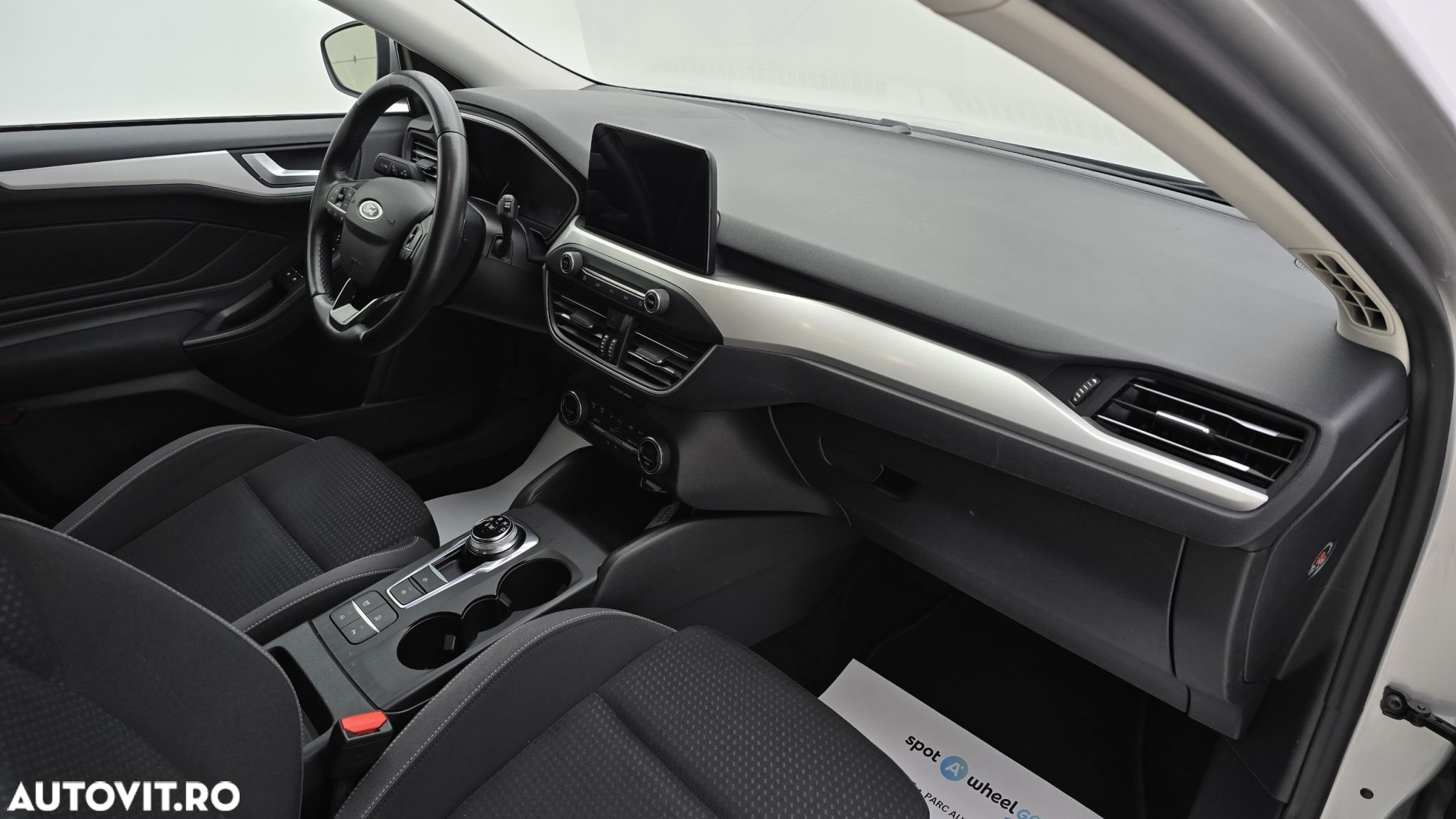 Ford Focus - 20