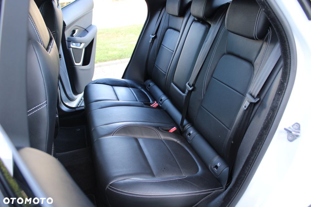 Jaguar E-Pace D240 AWD R-Dynamic SE - 33