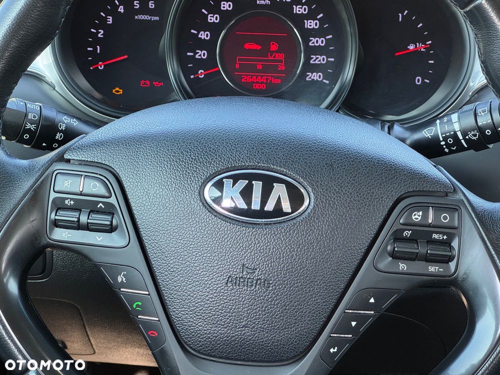 Kia Ceed 1.6 CRDi M - 18