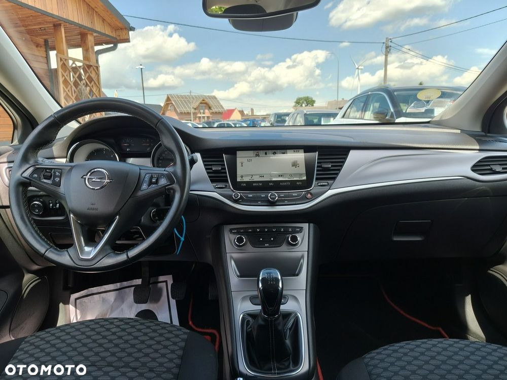Opel Astra - 16