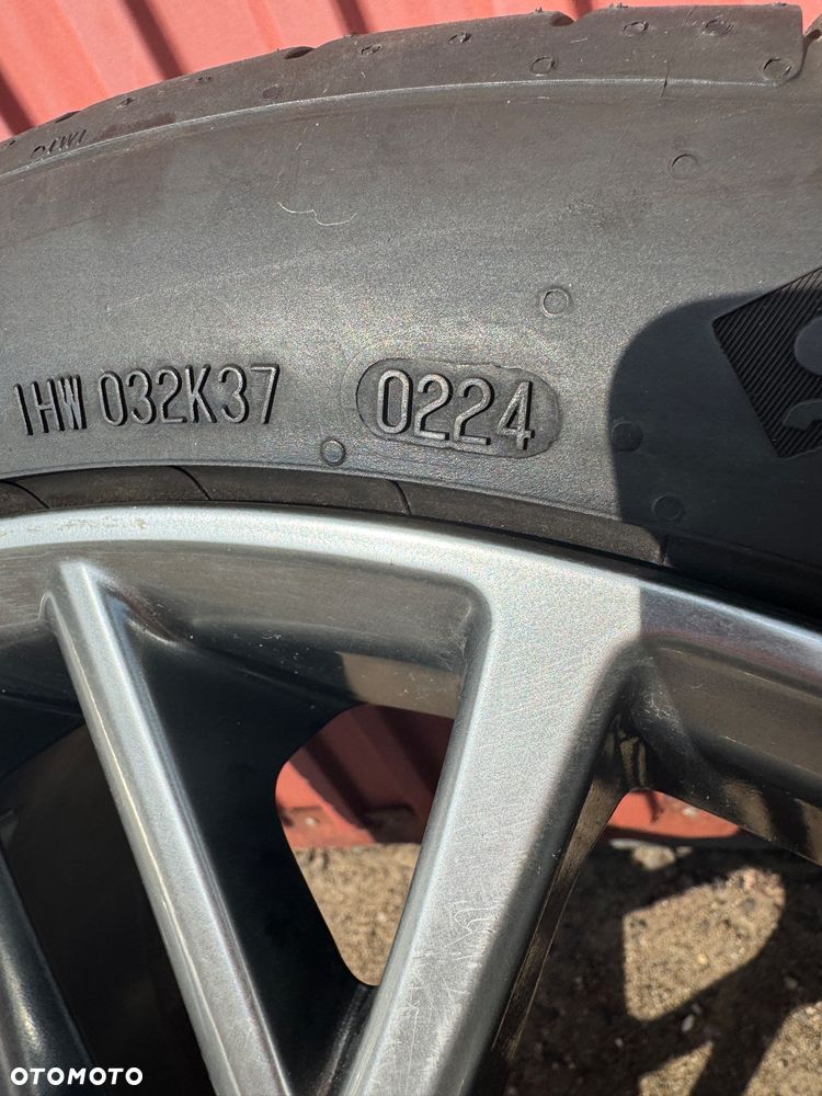 Lexus RC350 265/35/19 felga aluminiowa oryginał - 3