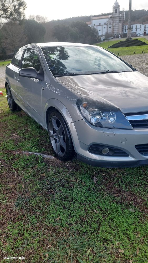 Opel Astra Coupe - 10