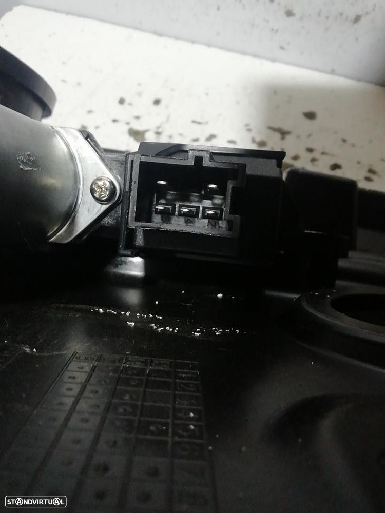 ELEVADOR DE VIDRO TRASEIRO DIREITO MERCEDES-BENZ CLASSE GLA 2018 - 2