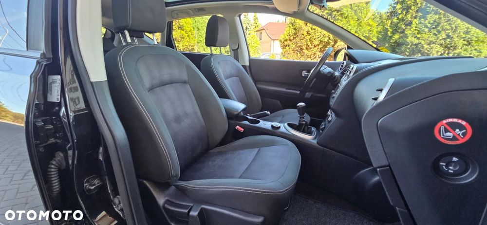 Nissan Qashqai 1.6 dCi 4 x 4 DPF Start/Stop tekna - 36