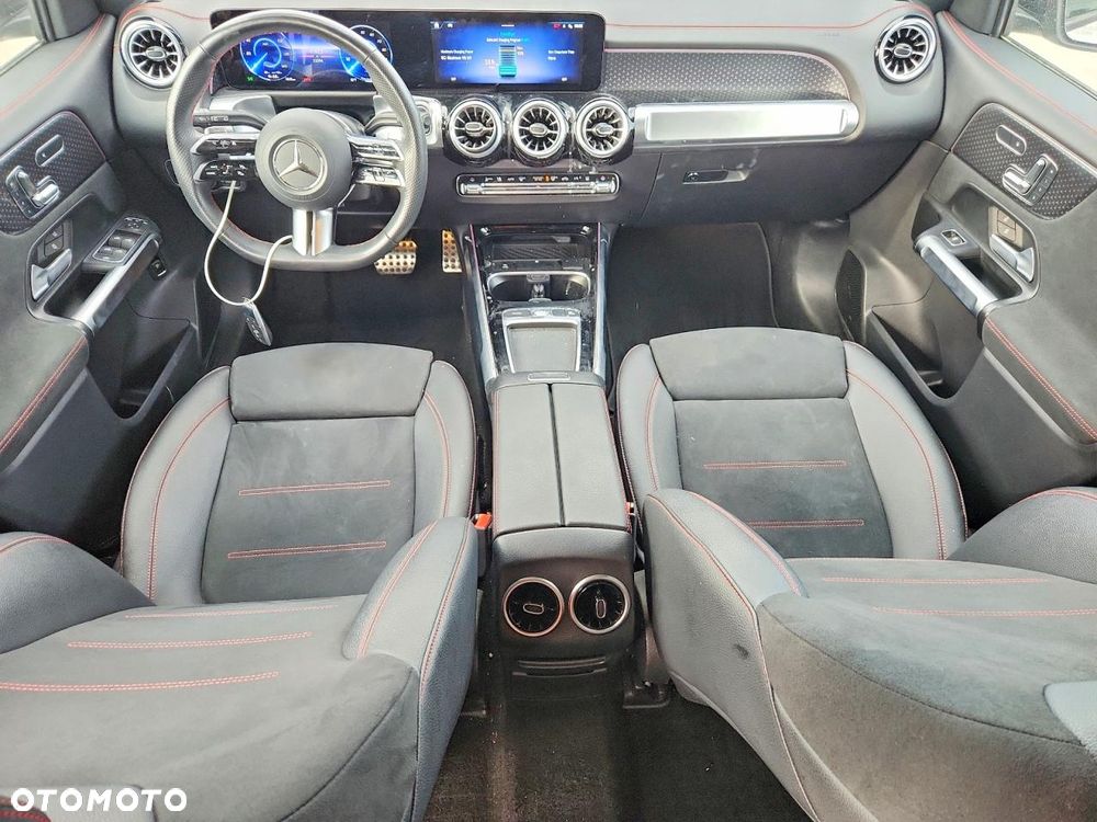 Mercedes-Benz EQB 250+ - 9