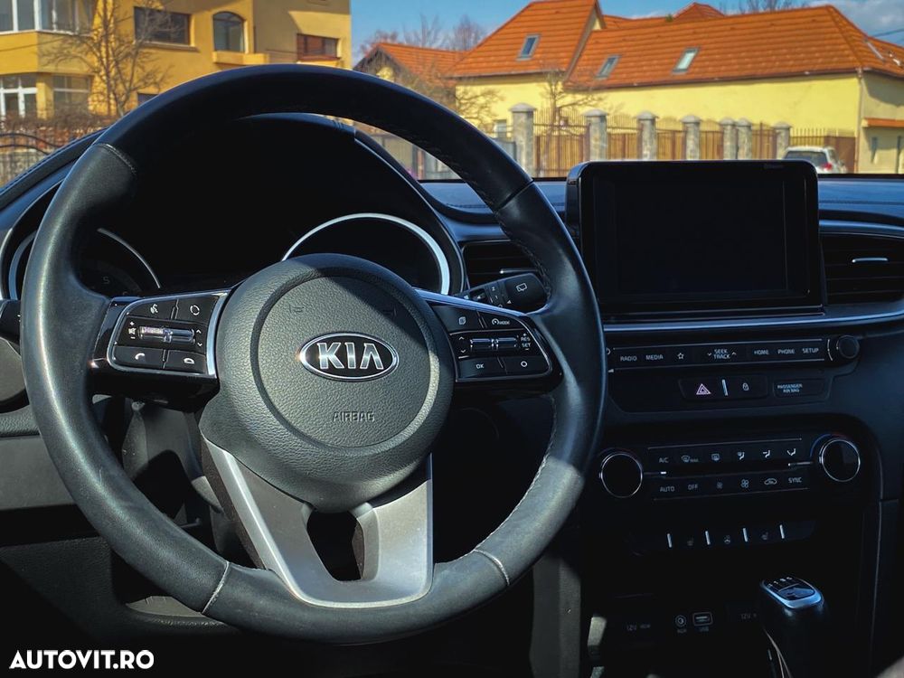 Kia Ceed 1.4 GSL Best - 30