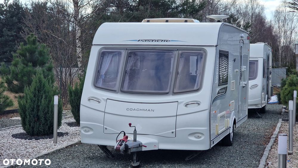 Coachman Pastiche - 9