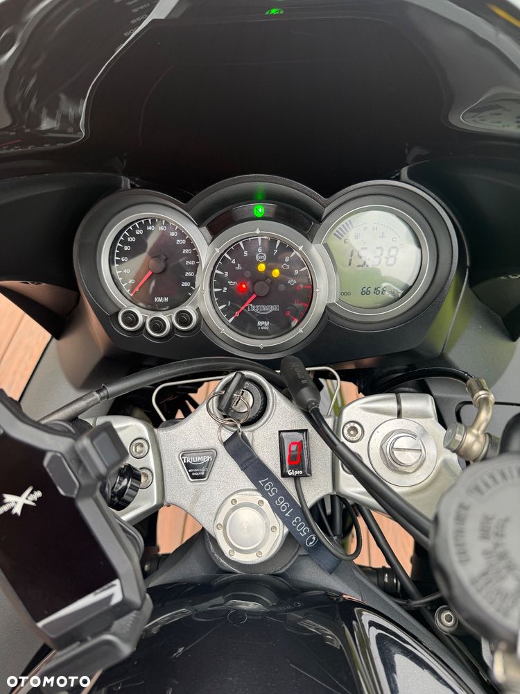 Triumph Sprint - 10