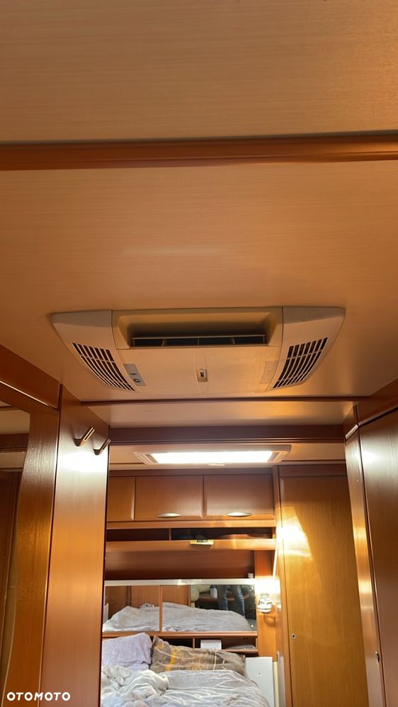 Fendt DIAMANT 650 Łazienka Alu Sypialnia 2 osie skóra - 7