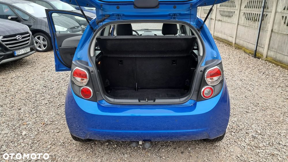 Chevrolet Aveo 1.6 LTZ S/S - 25