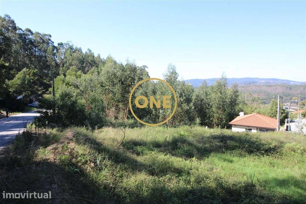 Terreno de 974m2 com viabilidade de construção para venda - Grande imagem: 3/5