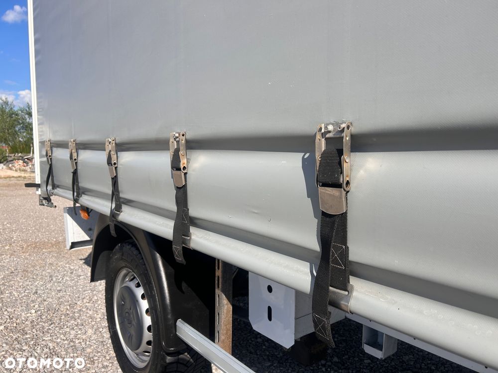 Renault Master - 22