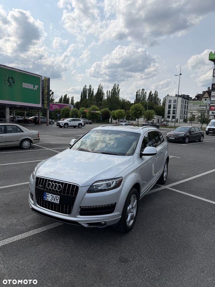 Audi Q7 - 1