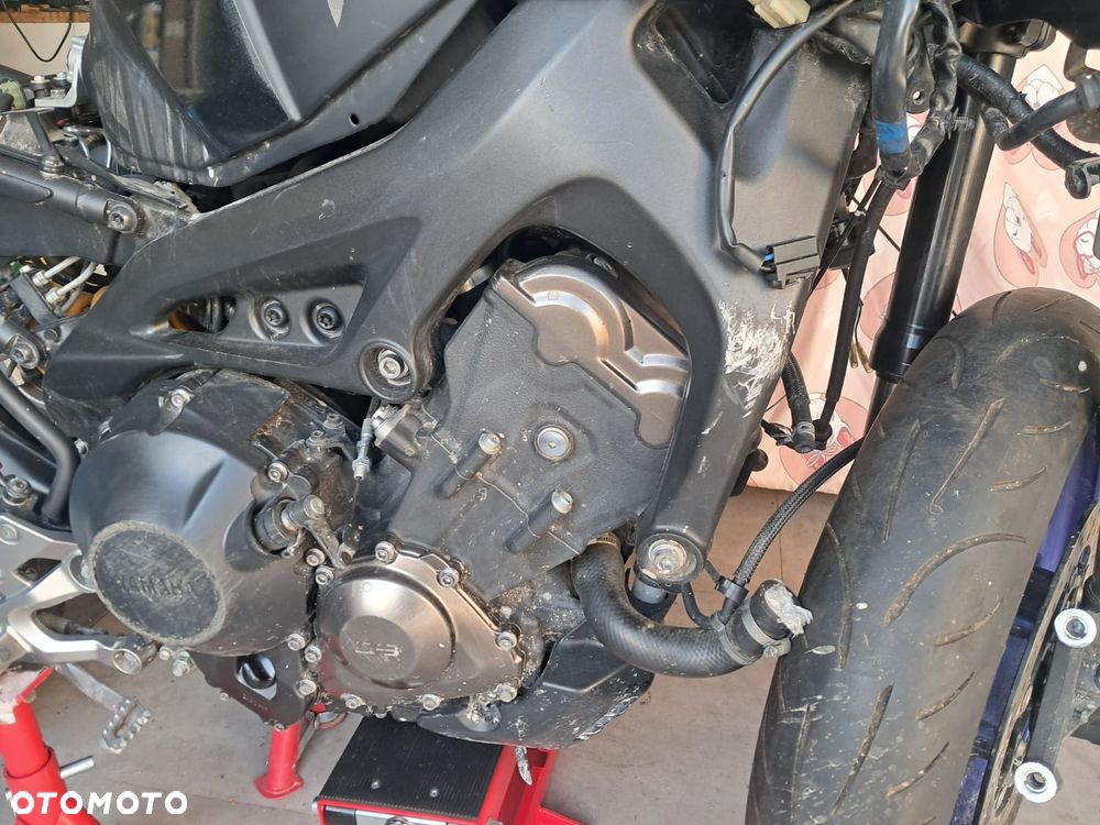 Yamaha MT - 7