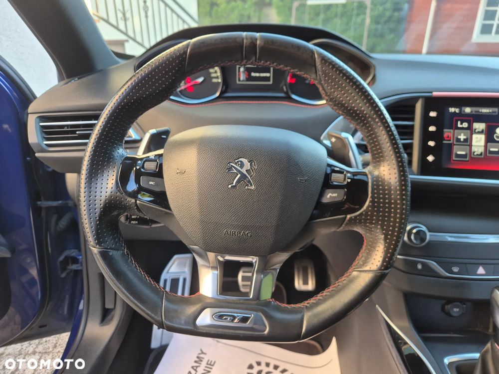 Peugeot 308 - 25