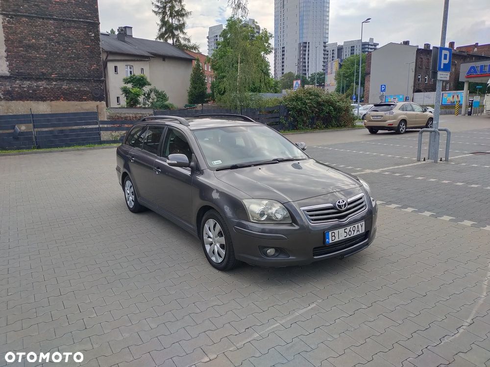 Toyota Avensis 2.0 D-4D Team - 2