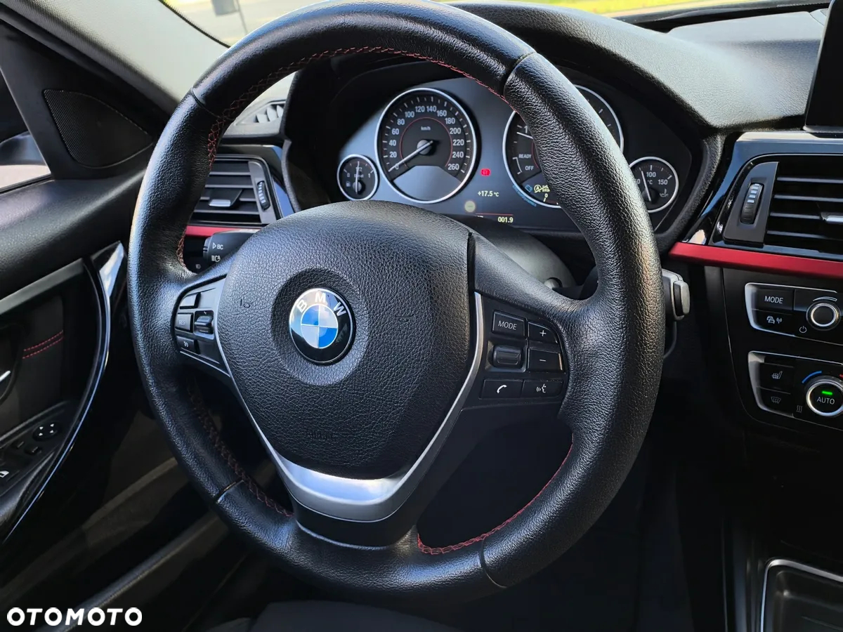 BMW Seria 3 318d Touring Sport Line - 20