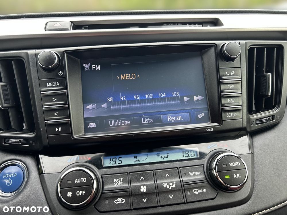 Toyota RAV4 Hybrid Prestige 4x2 - 24