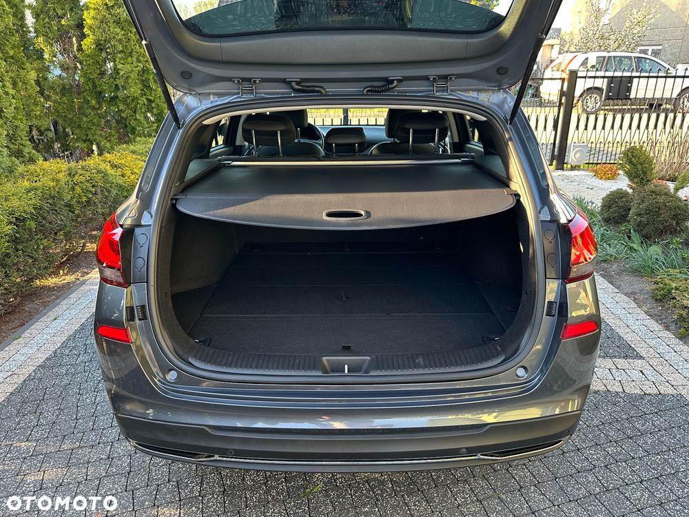 Hyundai i30 1.4 T-GDI DCT Premium - 21