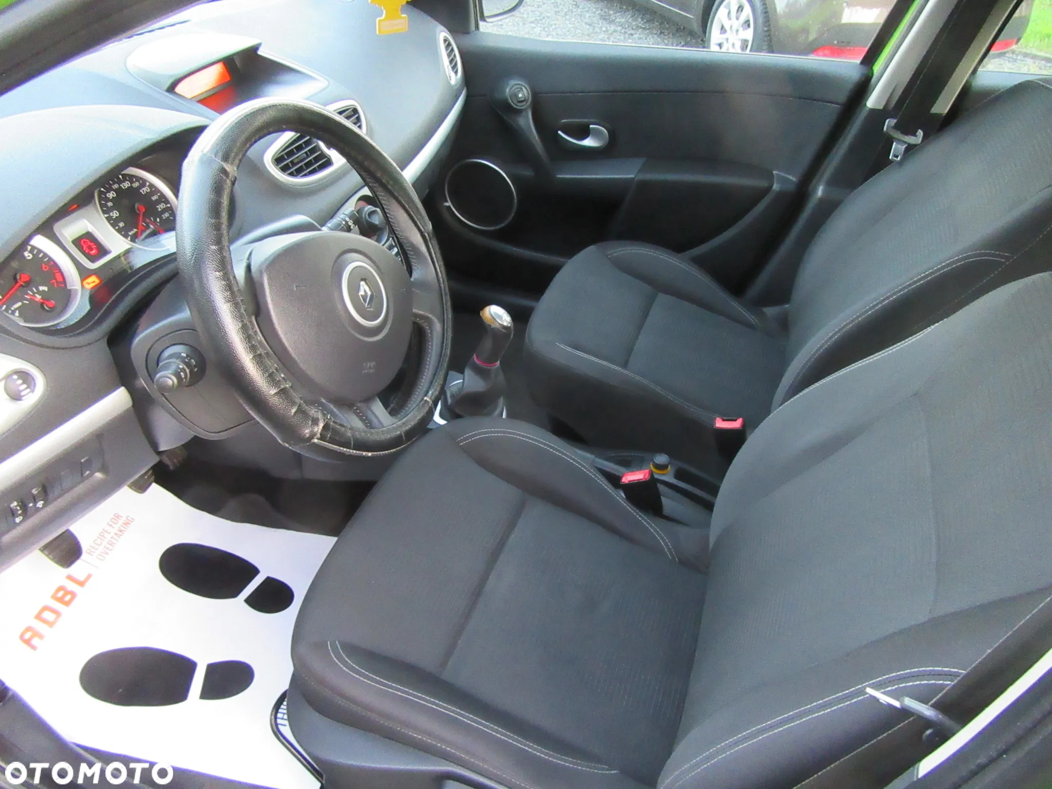 Renault Clio 1.2 TCE Expression - 11