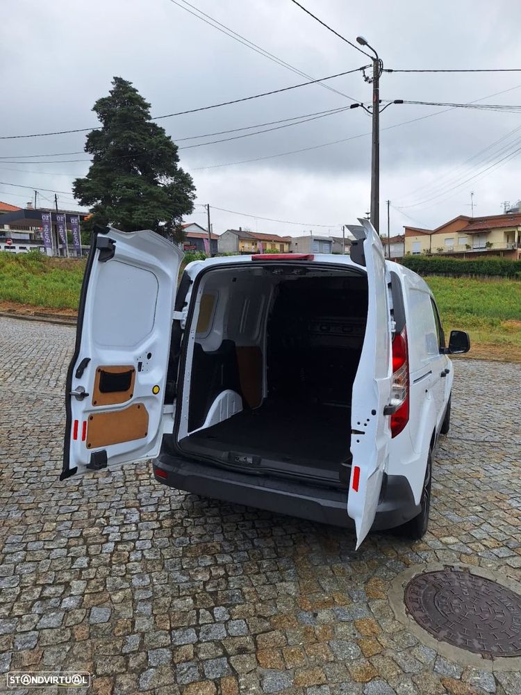 Ford Transit Connect - 12