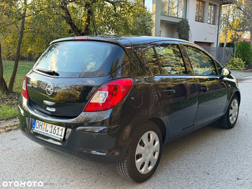 Opel Corsa 1.4 16V Edition - 3