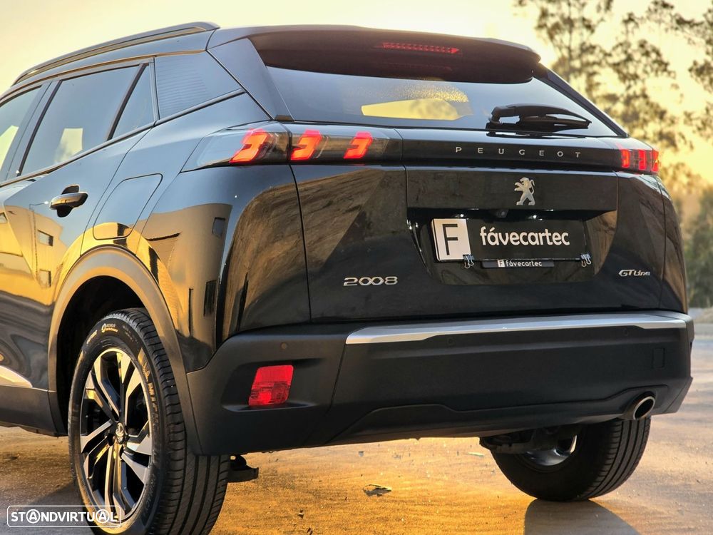Peugeot 2008 1.2 PureTech GT - 12