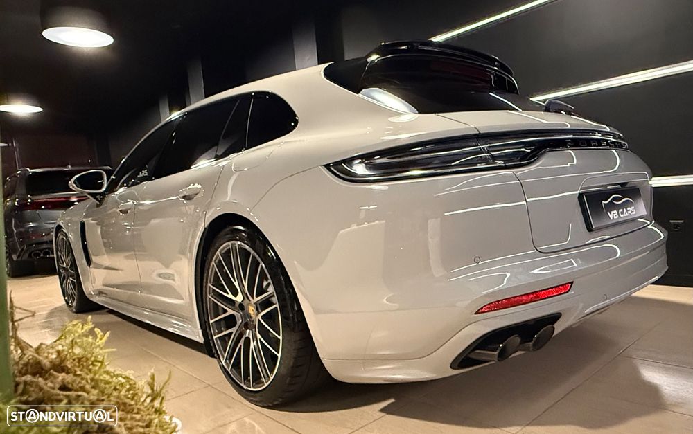 Porsche Panamera Sport Turismo 4 E-Hybrid Platinum Edition PDLS - 9