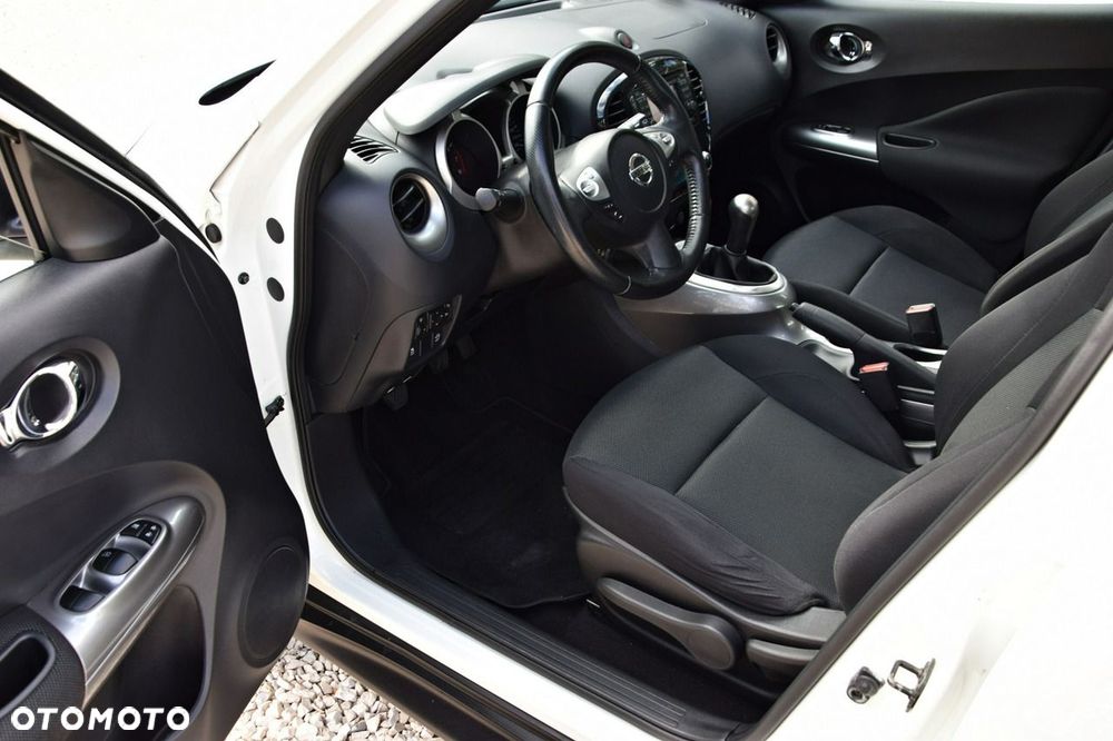 Nissan Juke 1.6 Visia - 27