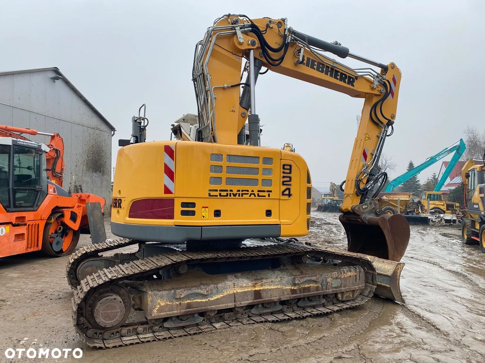 Liebherr R924 COMPACT, 2014 ROK, PŁUG, RAMIĘ 3X ŁAMANE, Z NIEMIEC - 25