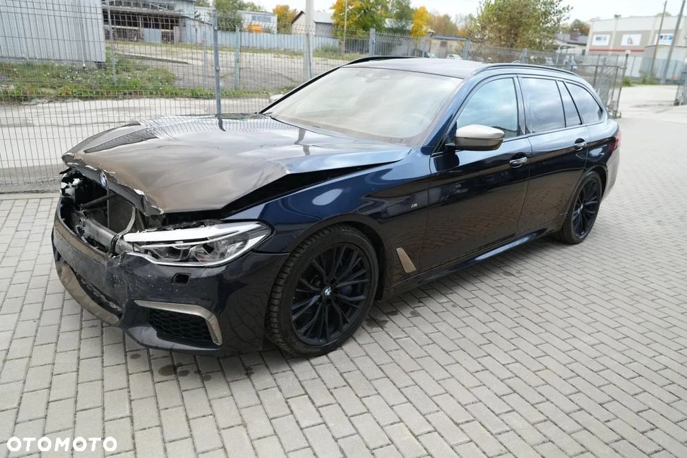 BMW Seria 5 M550d xDrive - 2