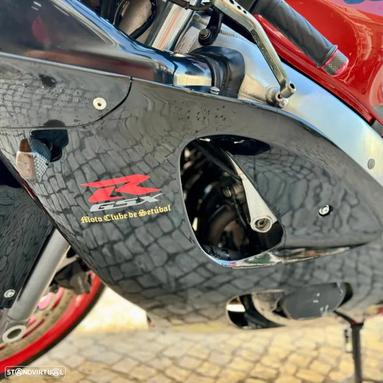 Suzuki GSX-R 600 SRAD - 8