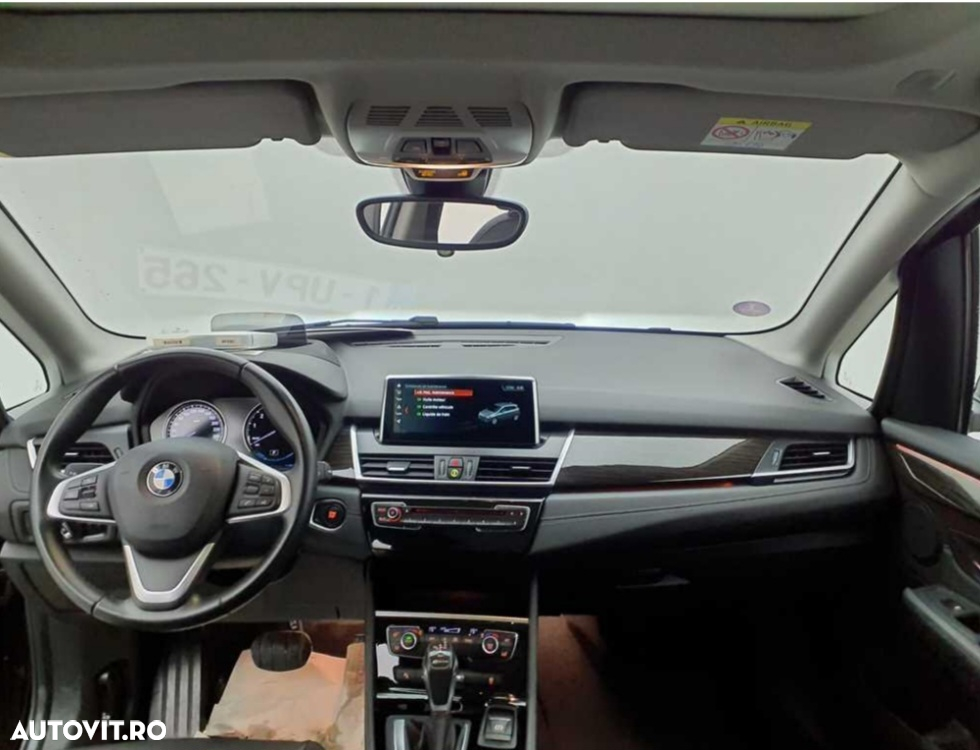 BMW Seria 2 225xe AT Luxury Line - 9