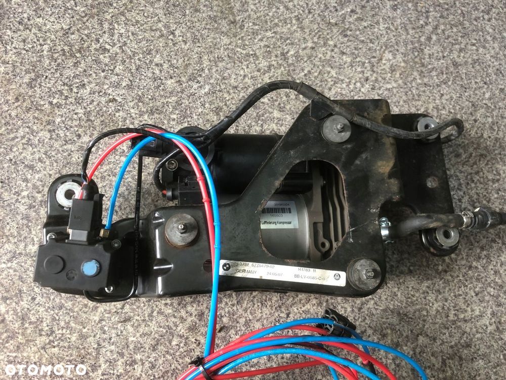BMW E70 X5 pompa kompresor agregat zawieszenia tyl nivo X6 - 4