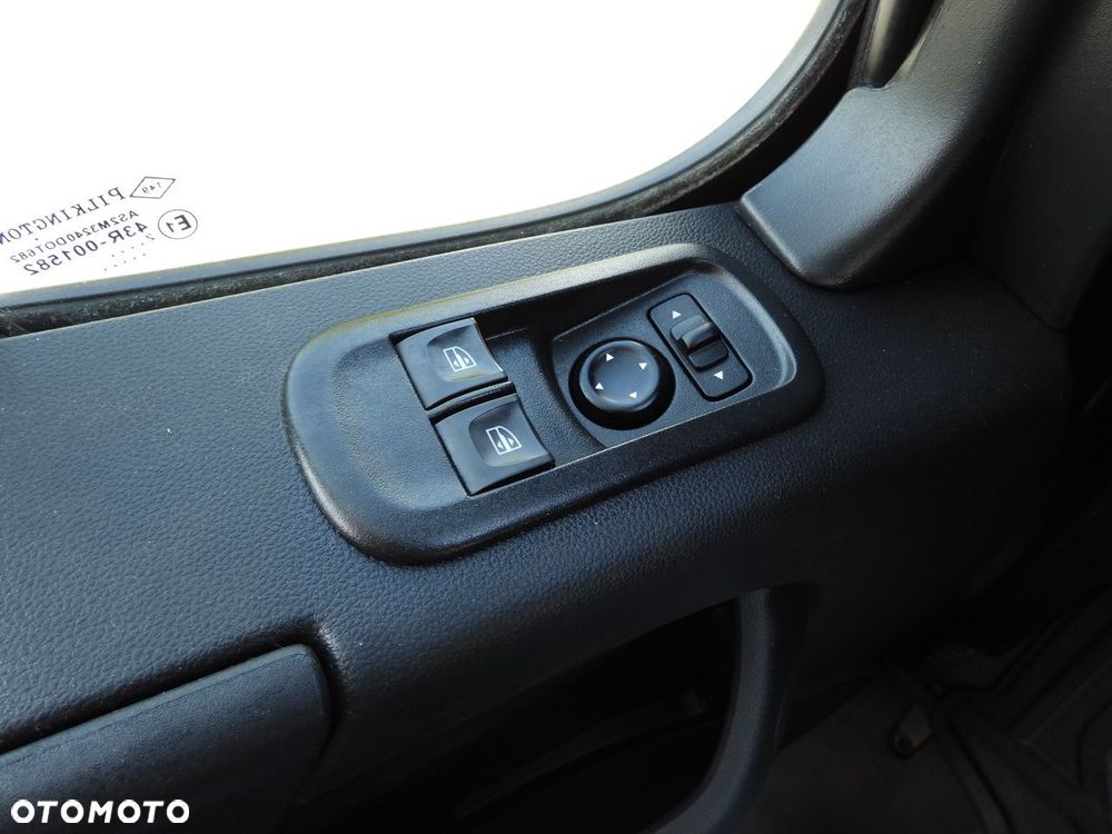 Renault MASTER  PLANDEKA 10 PALET WEBASTO TEMPOMAT LEDY PNEUMATYKA KLIMATYZACJA  165KM - 36