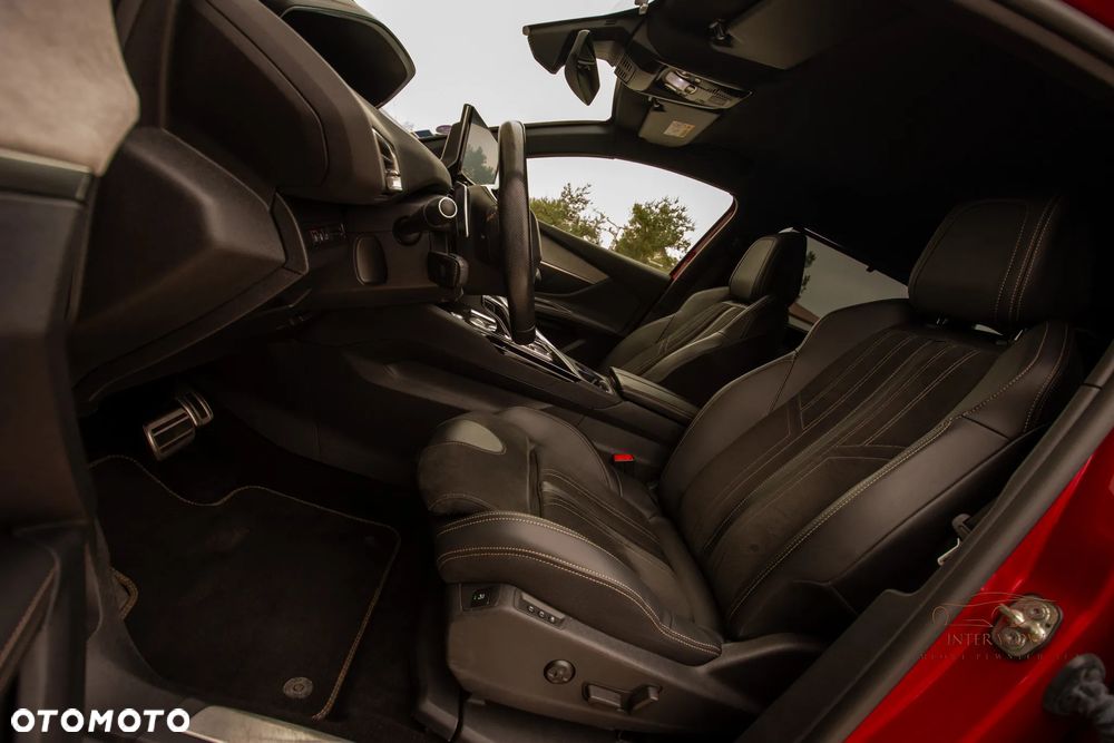 Peugeot 5008 1.6 PureTech GT Pack S&S EAT8 - 9