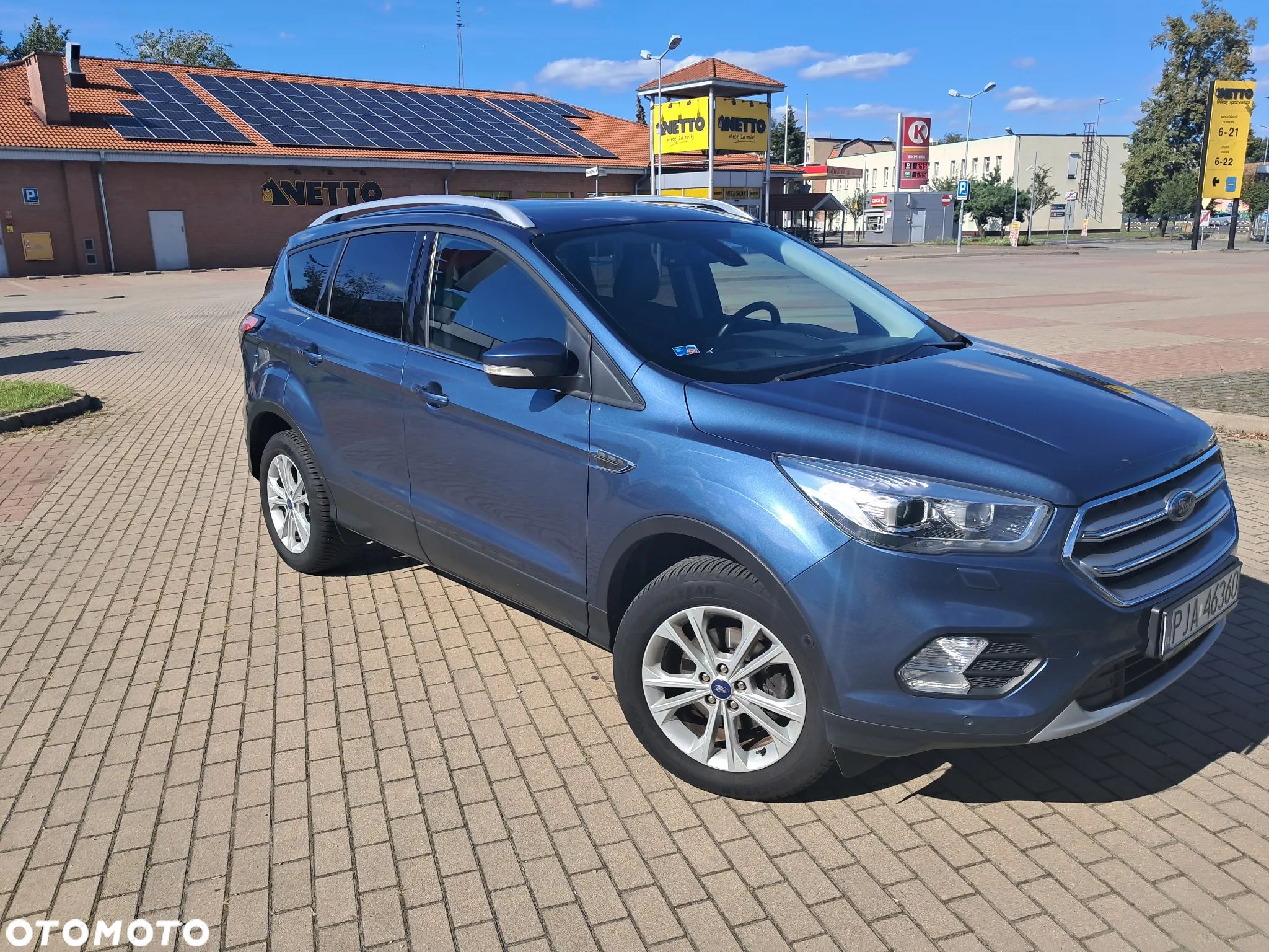 Ford Kuga - 1