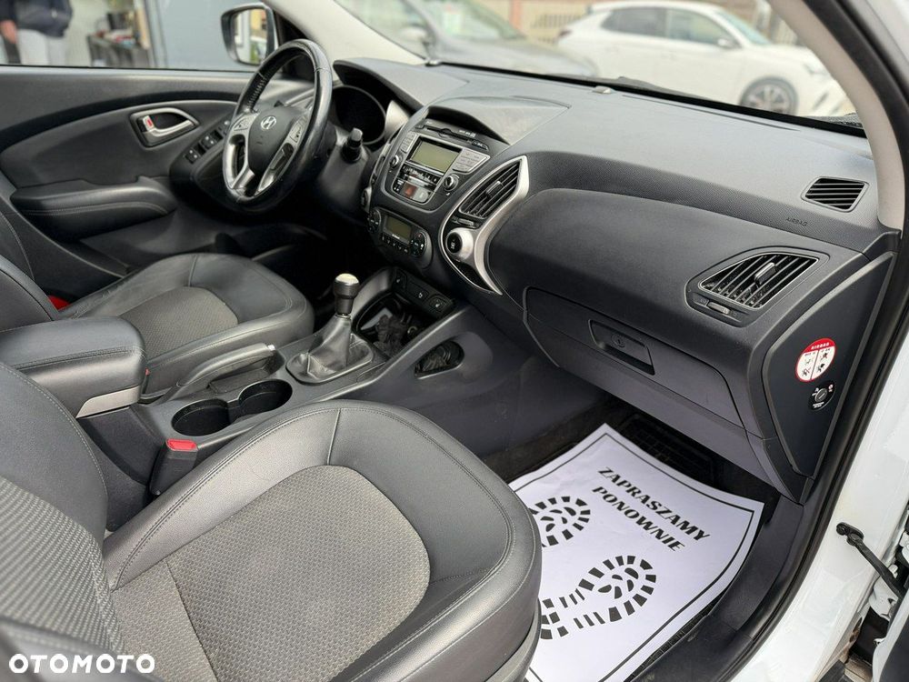 Hyundai ix35 2.0 4WD Premium - 27