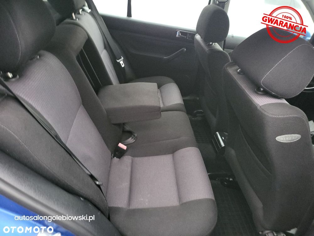 Volkswagen Golf - 22