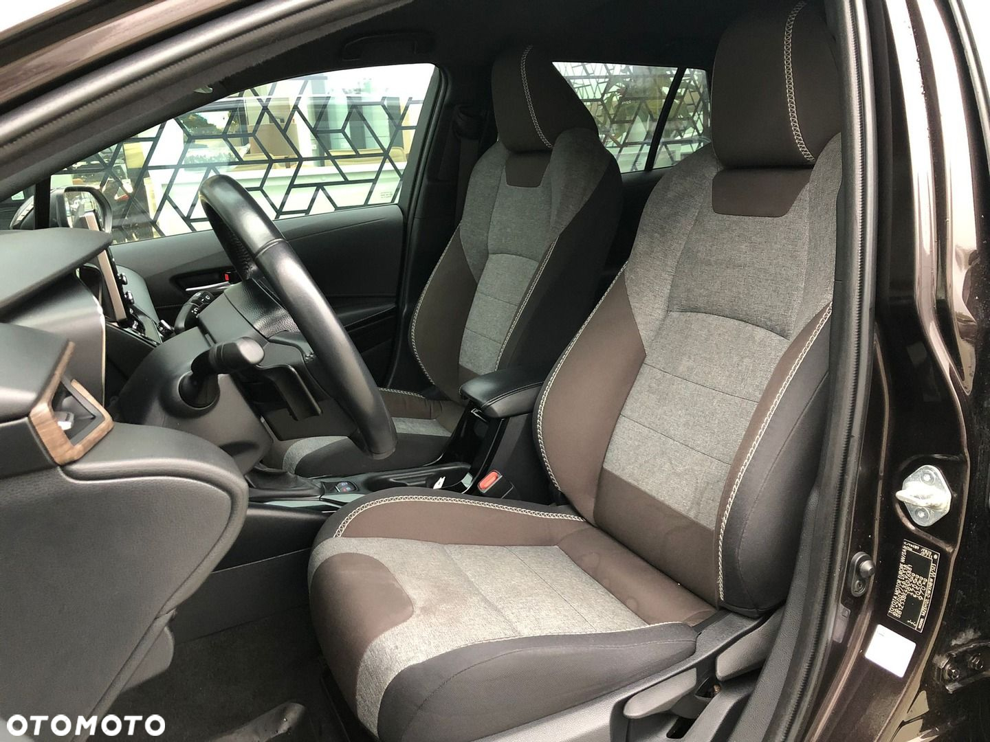 Toyota Corolla - 6
