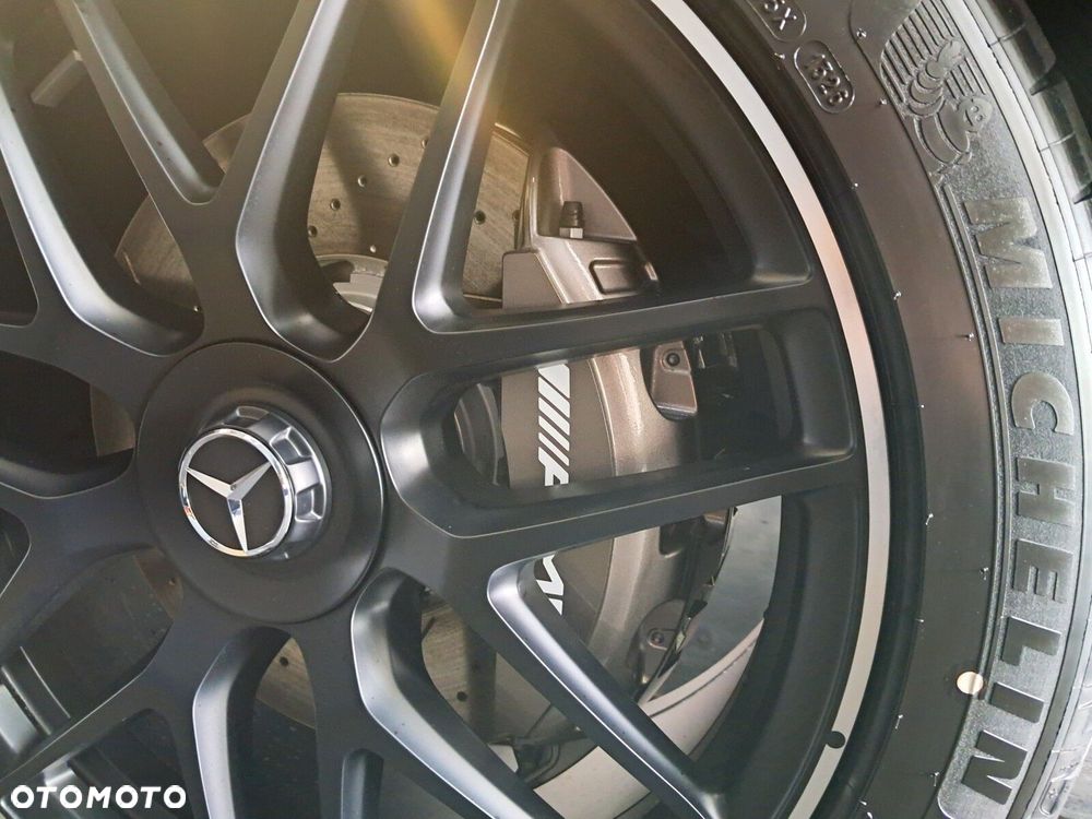 Mercedes-Benz GLE - 38
