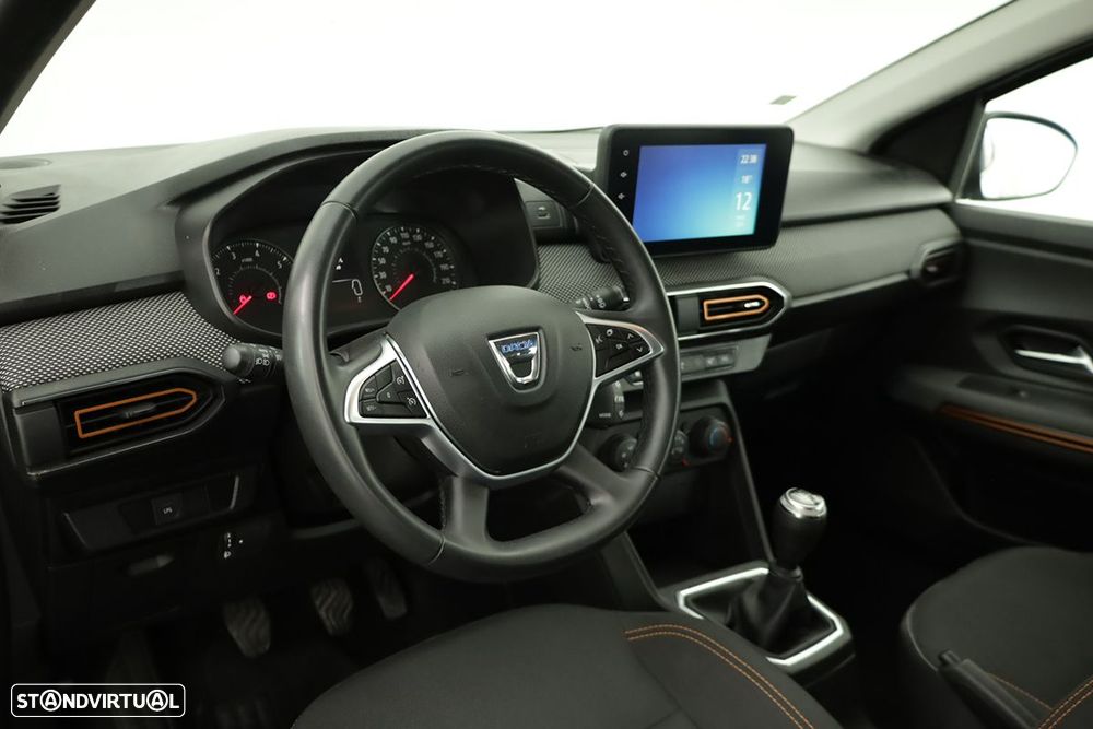 Dacia Sandero - 7