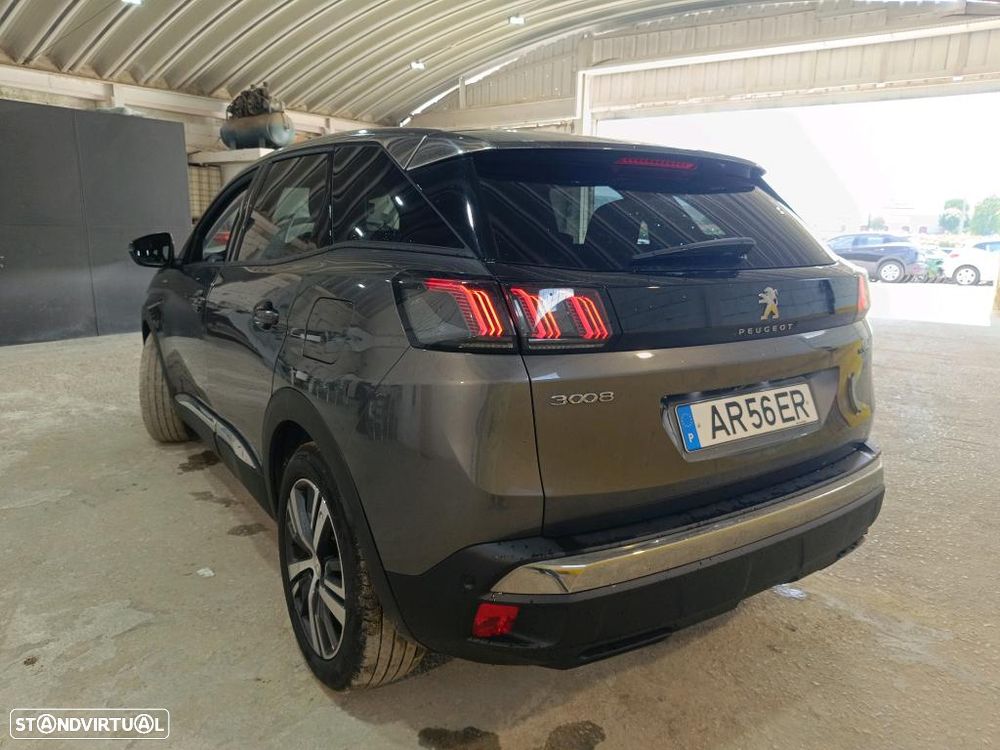 Peugeot 3008 1.6 Hybrid Allure Pack e-EAT8 - 3