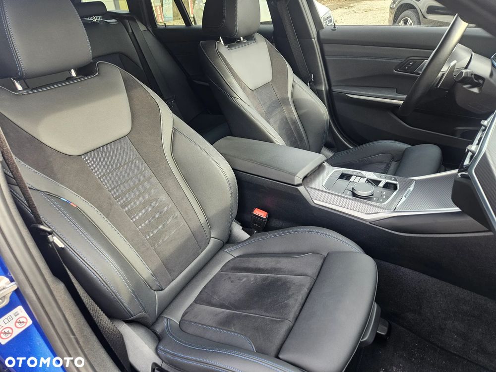 BMW Seria 3 320d xDrive M Sport Shadow - 22