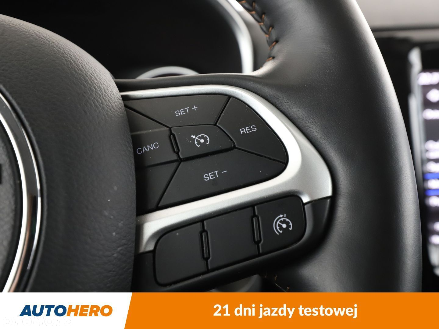 Jeep Compass 1.4 TMair Limited FWD S&S - 28