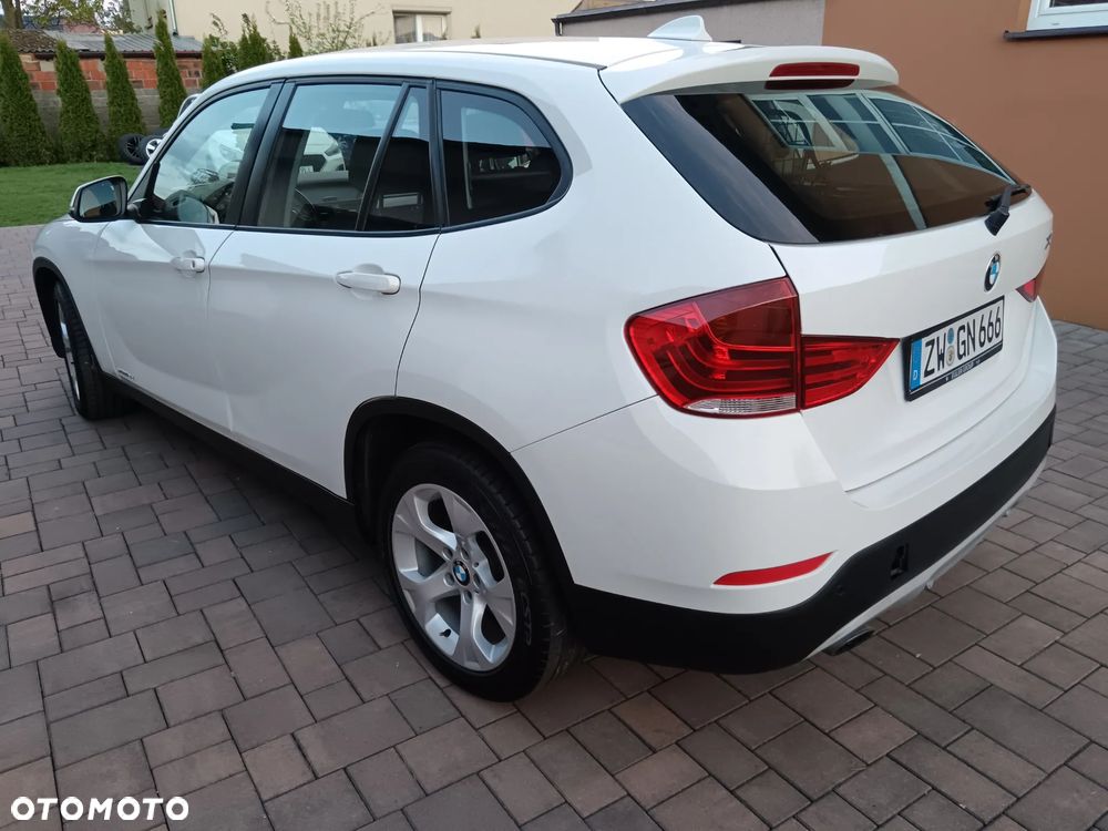 BMW X1 sDrive18i - 6