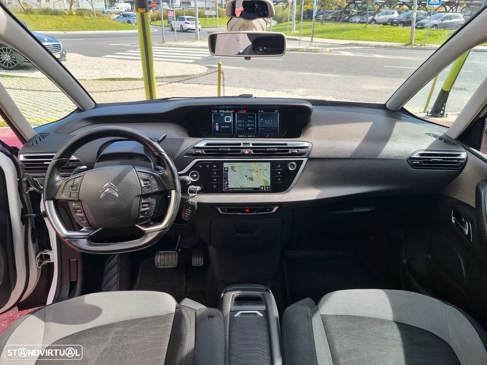 Citroën C4 Grand Picasso - 26