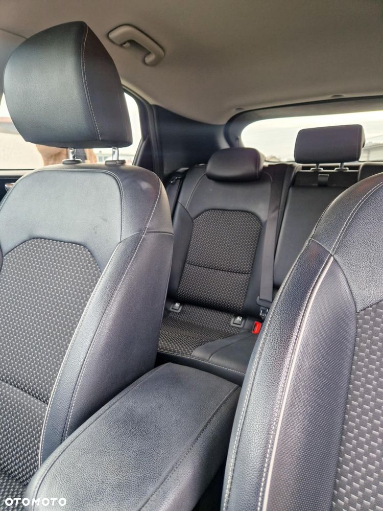 Kia XCeed 1.5 T-GDI XL - 16